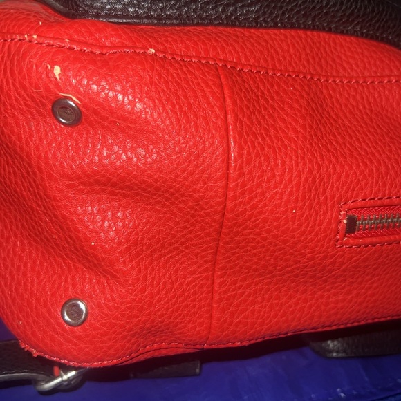 Guess Leather Purse - Picture 13 of 16